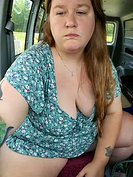 Love86Emily's Live Sex Cam Show