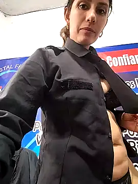 Alysson--'s Live Sex Cam Show