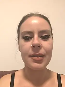 Stoned-baby69's Live Sex Cam Show