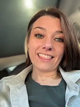 LadyLena1's Live Sex Cam Show