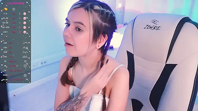 Lil_Amelie's Webcam Show