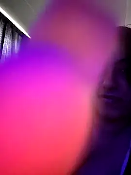 Nikkierosee's Webcam Show