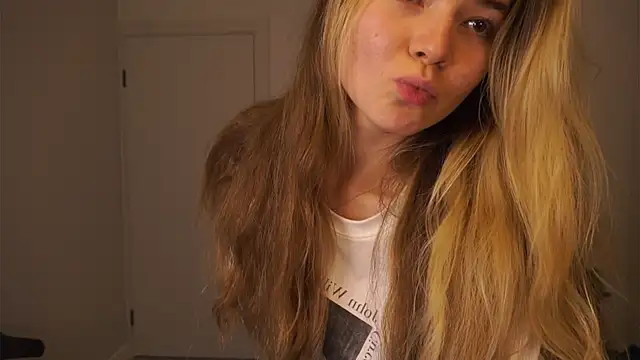 MarlinVarian's Live Sex Cam Show