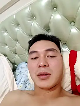 defgghj's Live Sex Cam Show