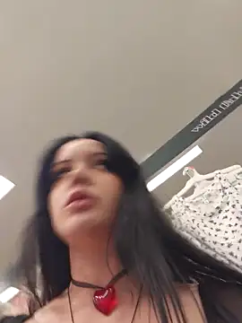 EVILYN's Live Sex Cam Show
