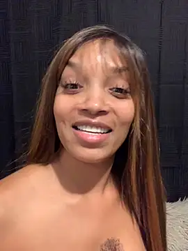 Rakiyahcharms' Webcam Show