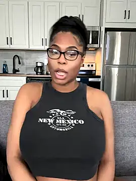 CandyLuxxxx's Webcam Show