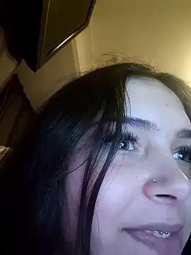 KatieLace's Live Sex Cam Show