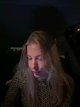 Chloemillerrxx's Live Sex Cam Show