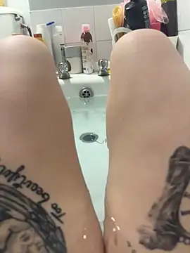 ChelseaSummerr's Live Sex Cam Show