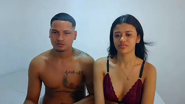 Sexy777Couple's Webcam Show