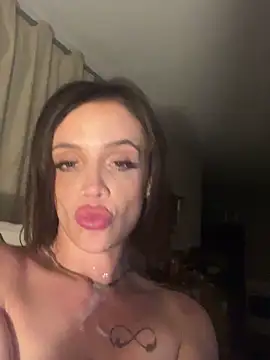 petit-papillonxx58000's Webcam Show