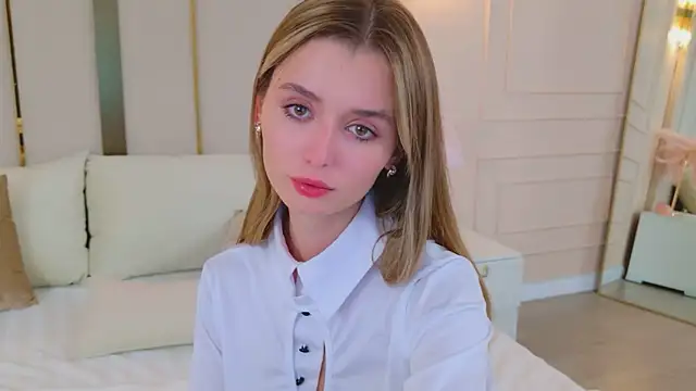 MarybethSnow's Live Sex Cam Show