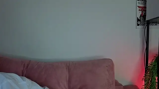 LoveSeekins' Live Sex Cam Show