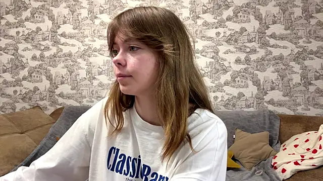 CoralinaEastoy's Live Sex Cam Show
