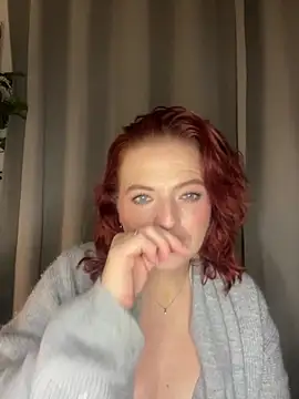 Promiscuous-PoppyX's Live Sex Cam Show