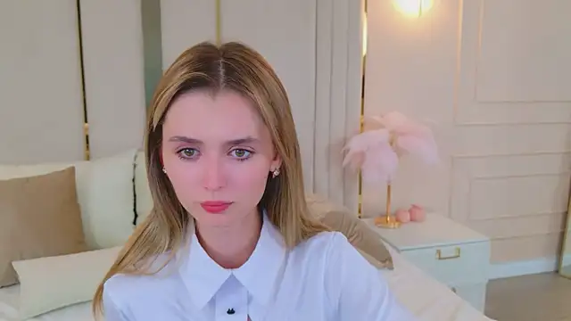 MarybethSnow's Live Sex Cam Show