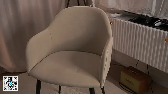 Juuliettt's Live Sex Cam Show