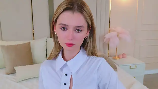 MarybethSnow's Live Sex Cam Show