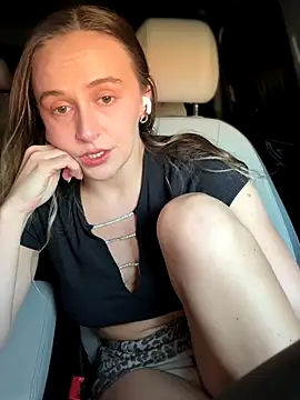 lunagirl13's Live Sex Cam Show