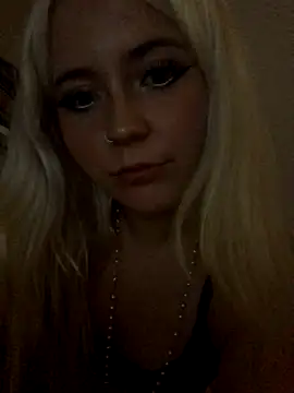 Blondie_Sofia_Essexbabe's Live Sex Cam Show