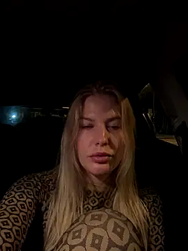 Chloemillerrxx's Live Sex Cam Show