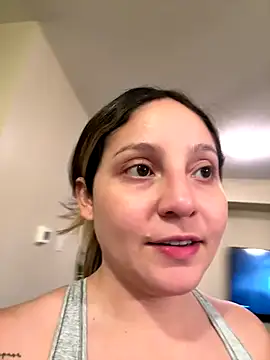yourlilsecreet's Live Sex Cam Show