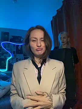 Dooubletroublee's Live Sex Cam Show