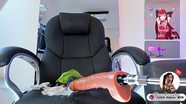 Juliett_Adams_'s Live Sex Cam Show