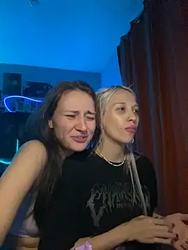 Dooubletroublee's Live Sex Cam Show