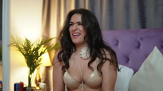 EmmaDallas' Live Sex Cam Show