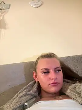 Summer21k's Live Sex Cam Show