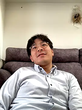 yuuki8910 webcam show