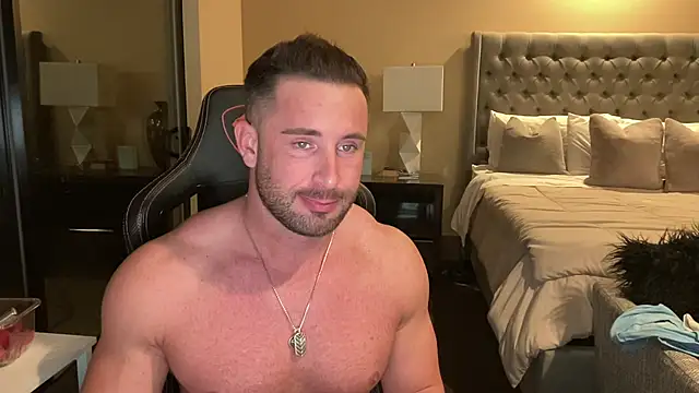brettmycles28's Webcam Show