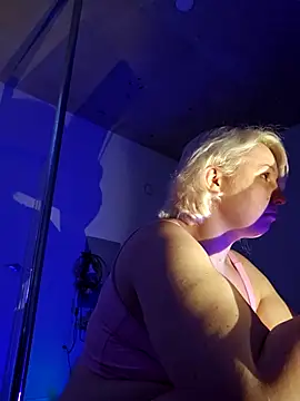 MadelynDaisyMoanroe's Webcam Show