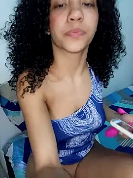CurlyBitch's Webcam Show