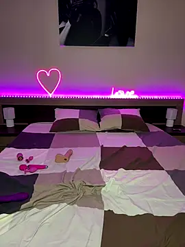 adelabby9's Live Sex Cam Show