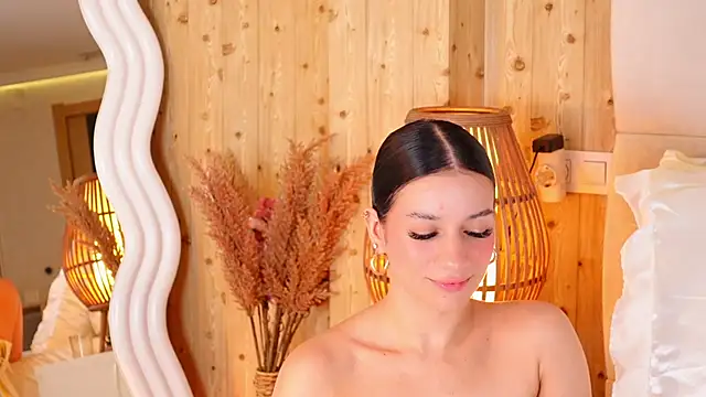 KiraKayleigh1's Webcam Show