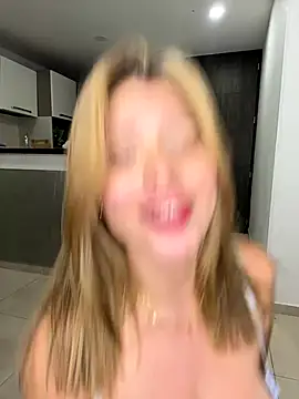 _Alice_1's Live Sex Cam Show