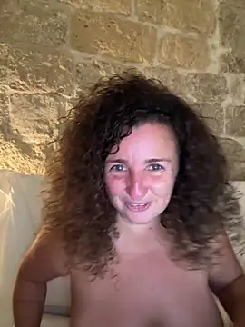 SempreDonatella's Live Sex Cam Show