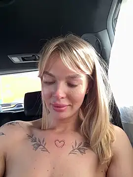 miss_veroNika's Live Sex Cam Show