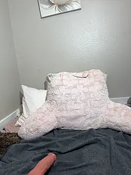 mismialove's Live Sex Cam Show