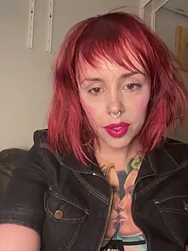 Leatherbarbie's Live Sex Cam Show