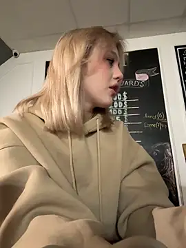 CaitlinSugar's Live Sex Cam Show
