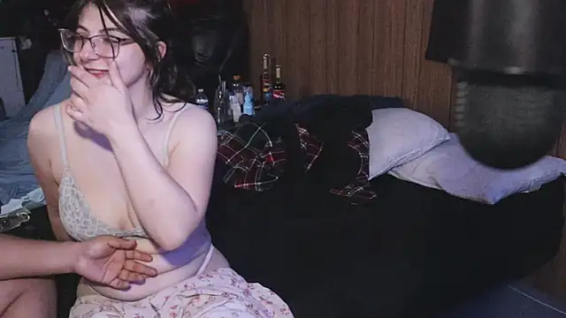 kimwoods25's Webcam Show