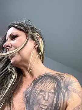 RubyInk's Live Sex Cam Show
