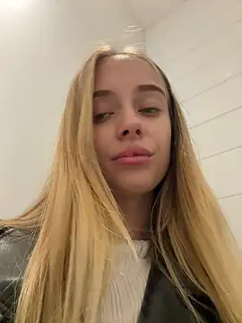 enjoy_my_beauty's Live Sex Cam Show