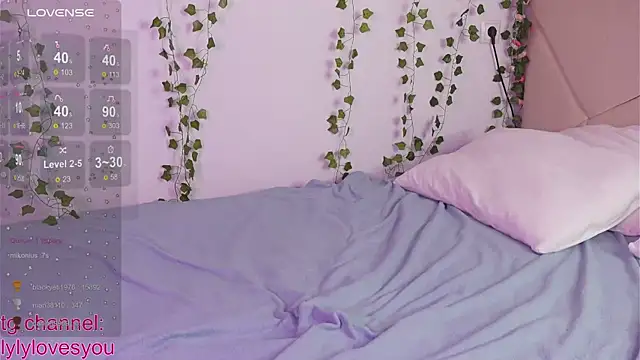 lylylovesyou's Live Sex Cam Show