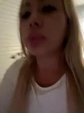 SteflerMonny_'s Live Sex Cam Show