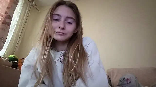 Nymera_flare's Webcam Show
